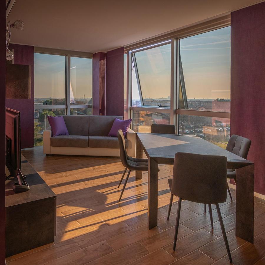 Crystal Tower M&M Leilighet Treviolo Eksteriør bilde